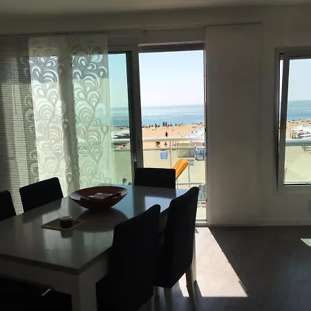 Bed & Seaside - Bola Da Nivea * Nazaré