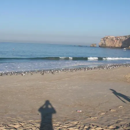 Bed & Seaside - Bola Da Nivea Nazaré