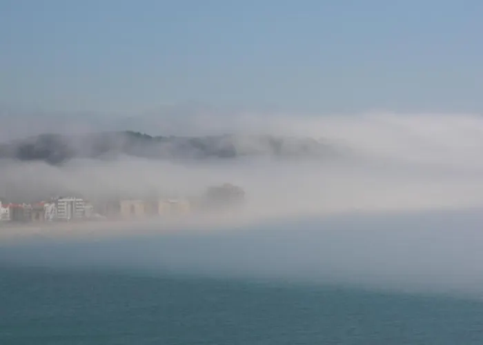 Bed & Seaside - Bola Da Nivea * Назаре